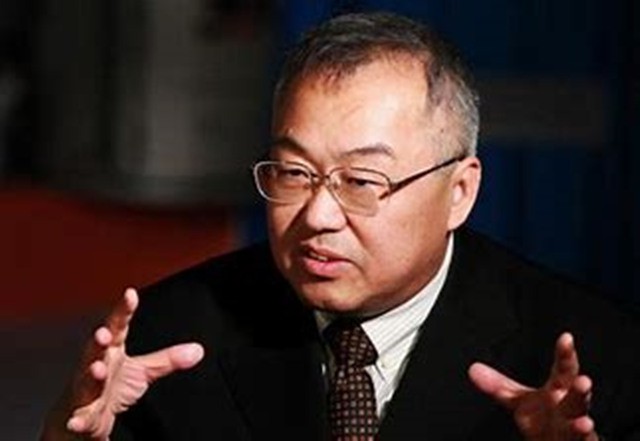 从“良心经济学家”到“江湖*子骗**”，*咸平郎**如何一步步走下神坛？