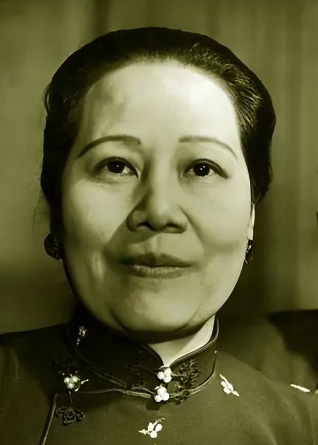 宋氏三姐妹宋霭龄大传,民国宋霭龄的一生故事