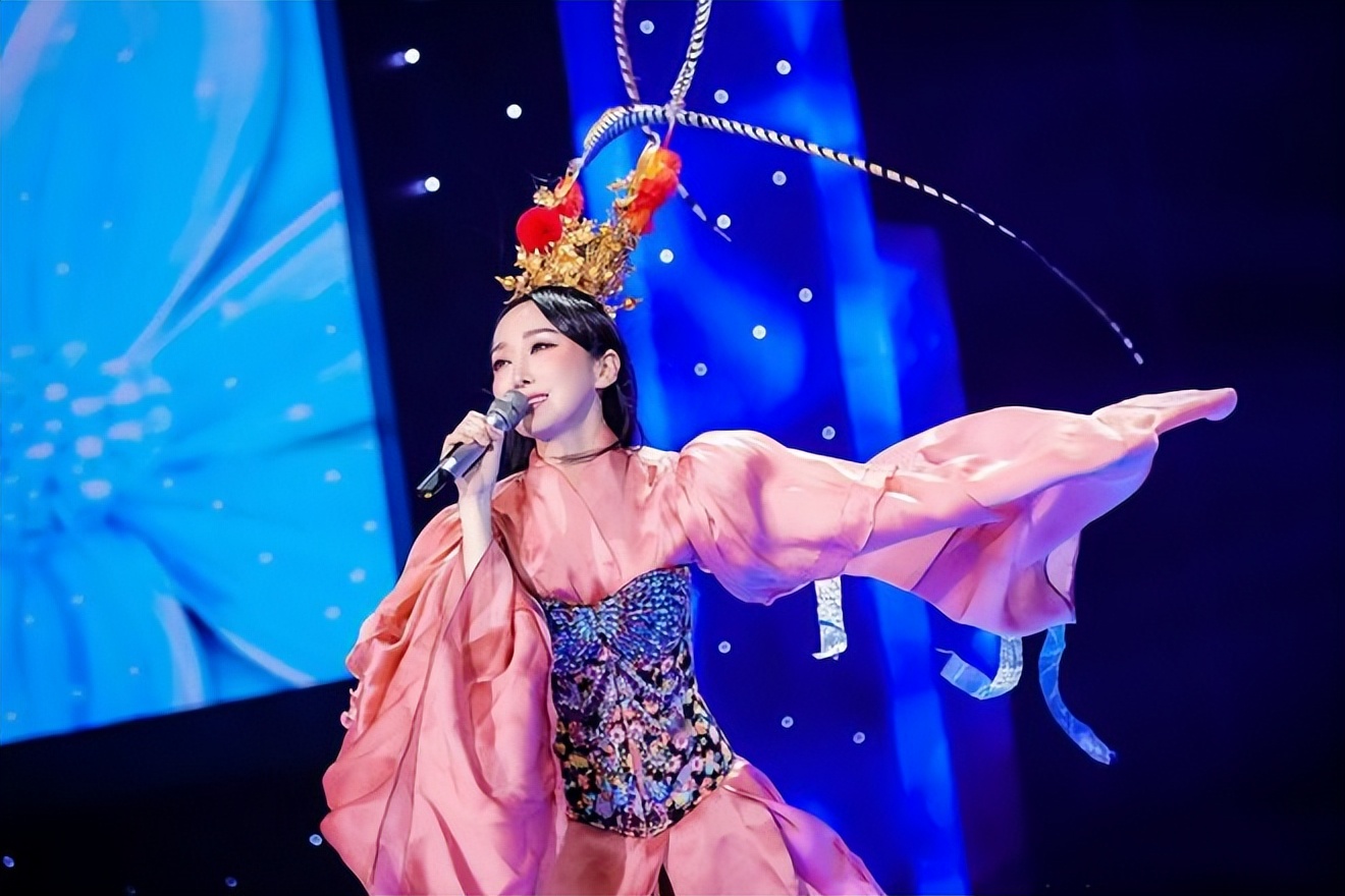 萨顶顶周鹏专辑,萨顶顶周鹏唱腔