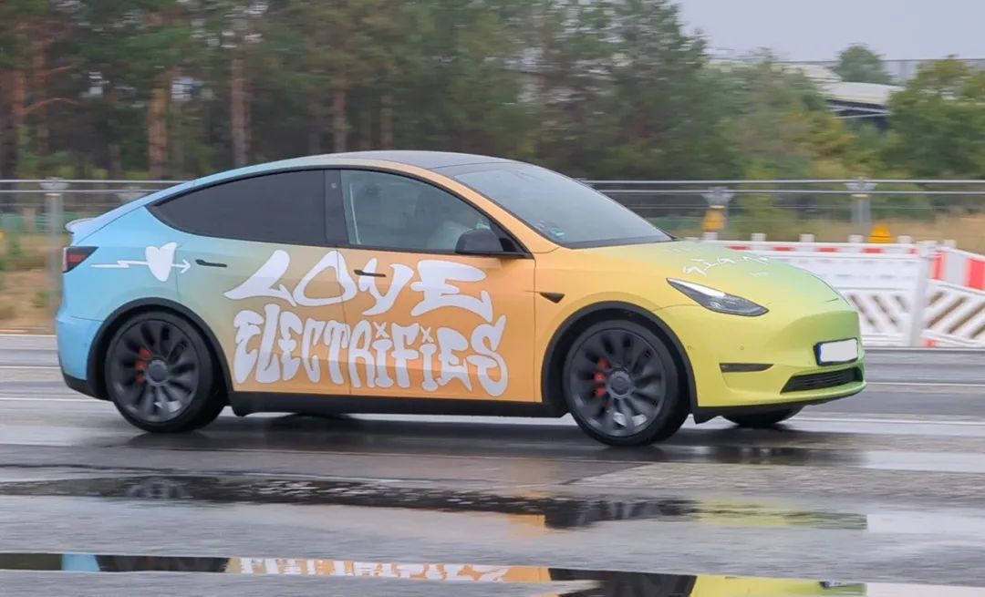 成都租车特斯拉models,特斯拉推出租车服务