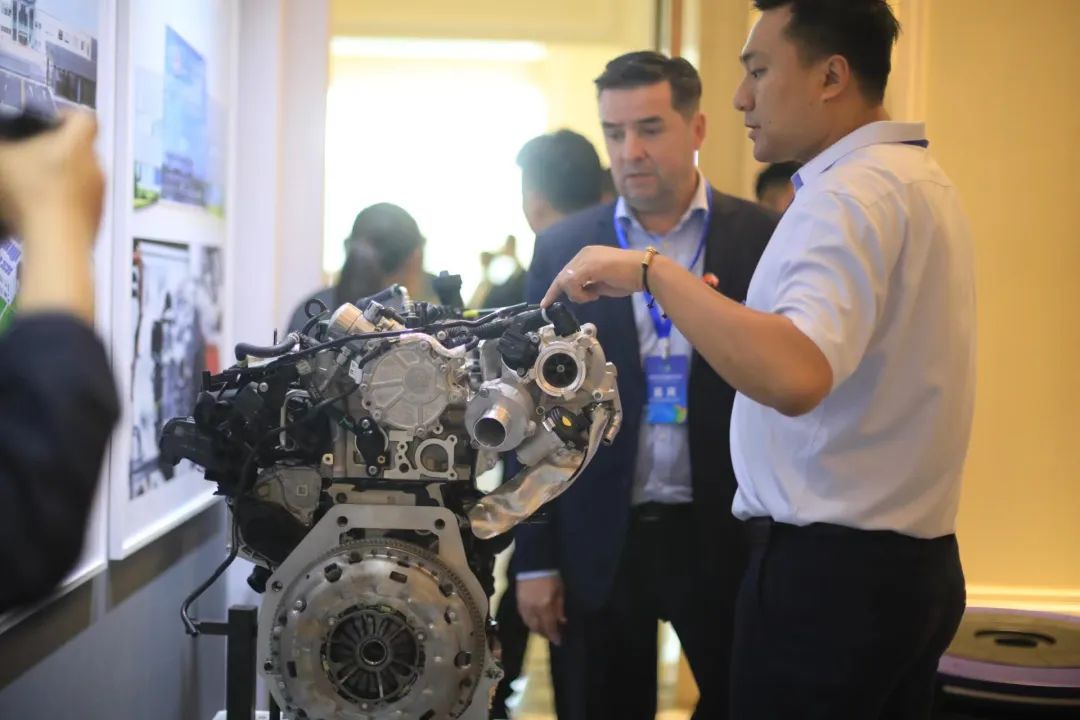 今天开幕！大连签了27000000000！