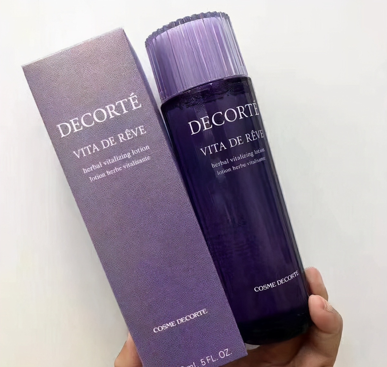 温和补水保湿爽肤水,滋润补水保湿效果比较好的爽肤水