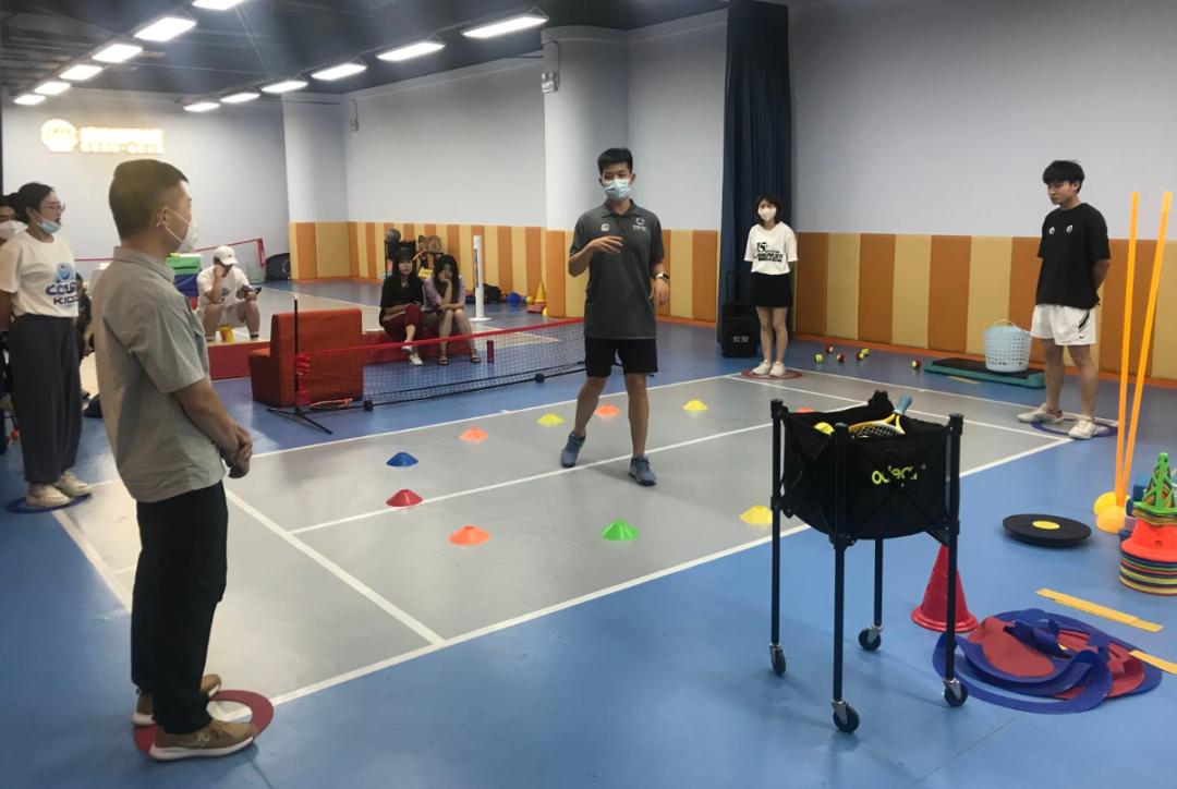小小一只可以打网球吗？3-5岁幼儿网球启蒙课程开启宝贝们的夏天