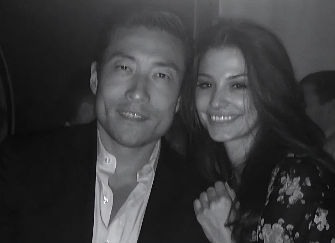 美国名医娶选美皇后,15年美国医生娶选美冠军