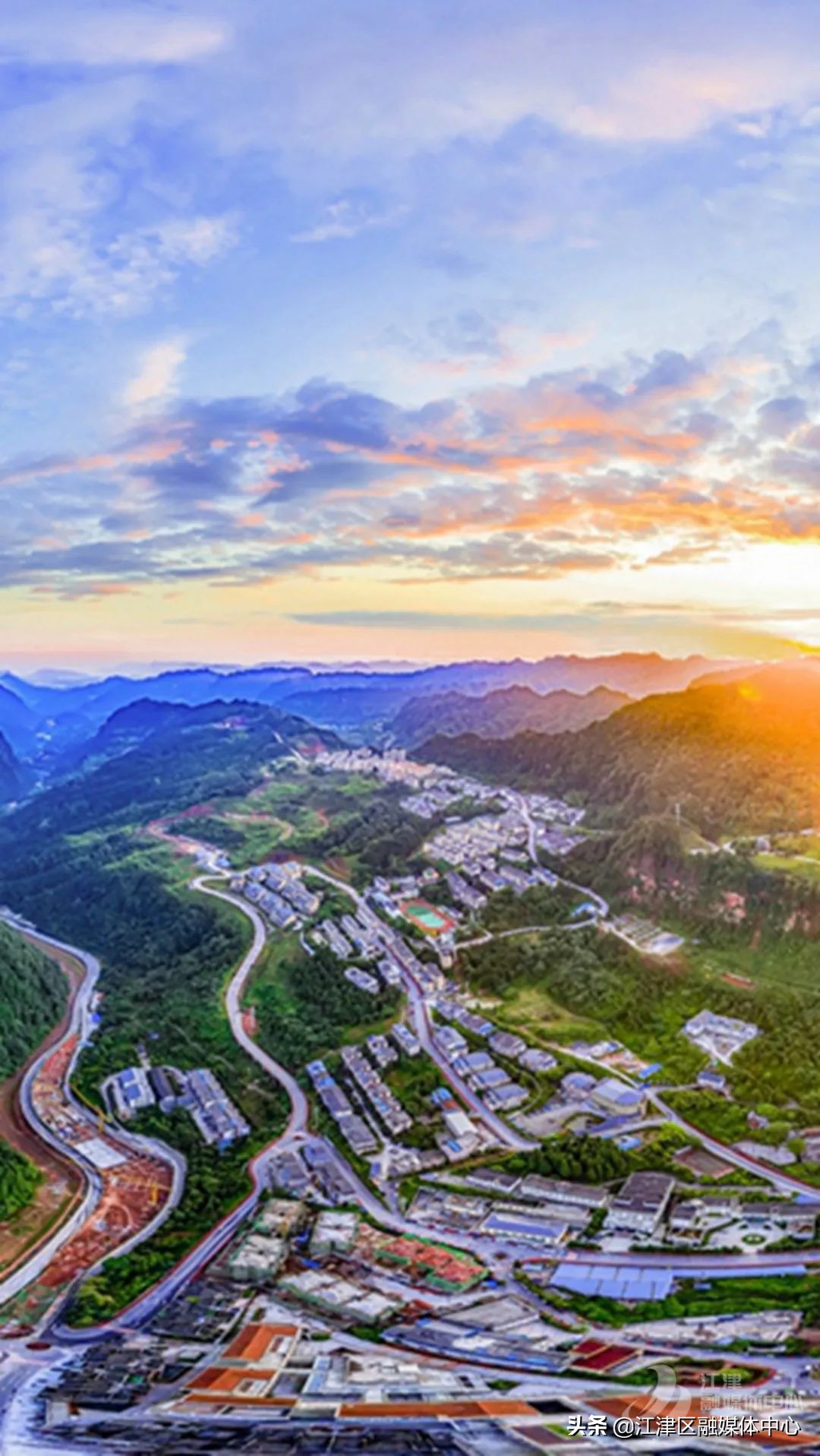 姹熸触鍥涢潰灞变竴鏃ユ父绾胯矾,姹熸触鍥涢潰灞辫嚜椹句竴鏃ユ父