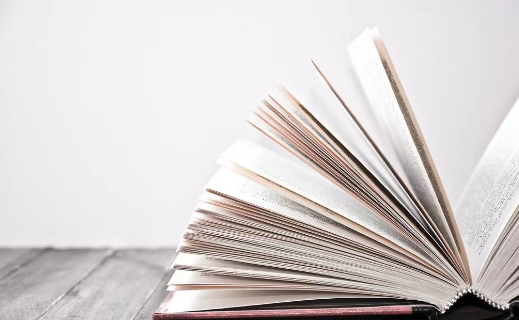 闺蜜离婚多年对我老公好贴心,离婚了闺蜜和前夫关系好