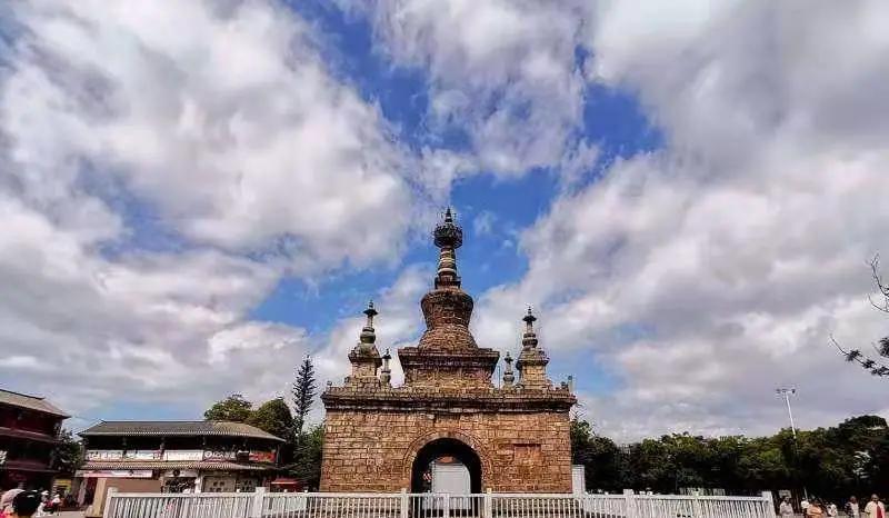 这个季节去哪里玩最合适昆明周边,昆明周边过年旅游推荐