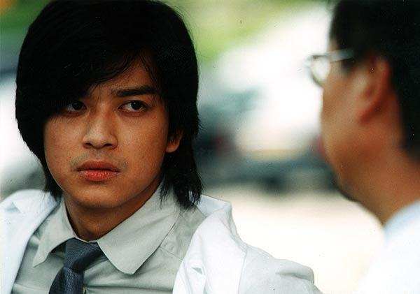 周星驰割双眼皮访谈,周星驰割双眼皮前的电影