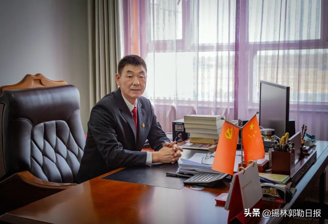 院长个人事迹简介,担当作为的副院长先进事迹