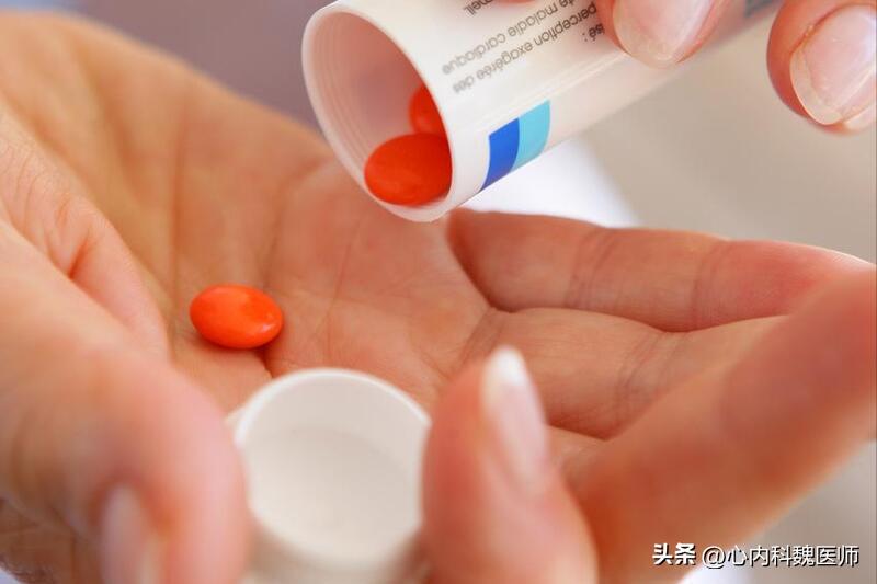 盐酸氨溴索口服溶液治疗肺炎,盐酸氨溴索片对支原体肺炎有效吗