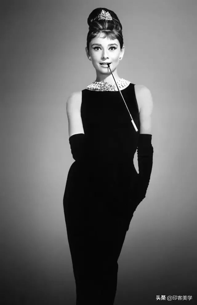 顶流名人的遗物,一缕头发也拍出百万?