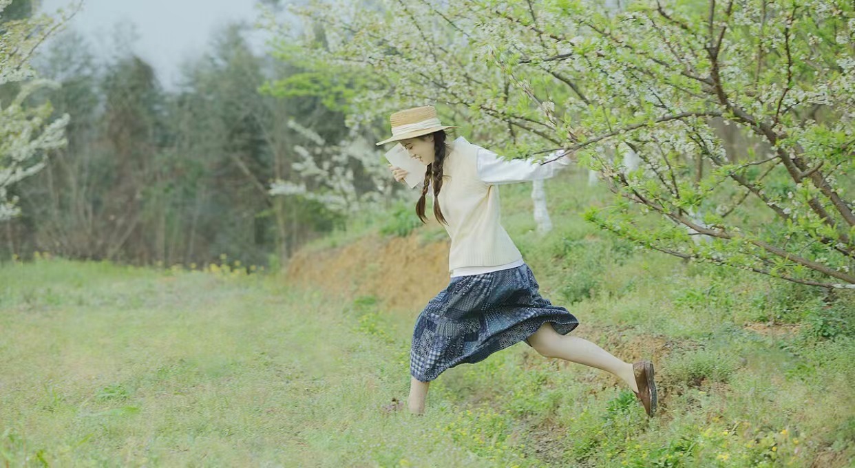 清新写真拍照姿势技巧,滑滑梯拍照姿势大全文艺