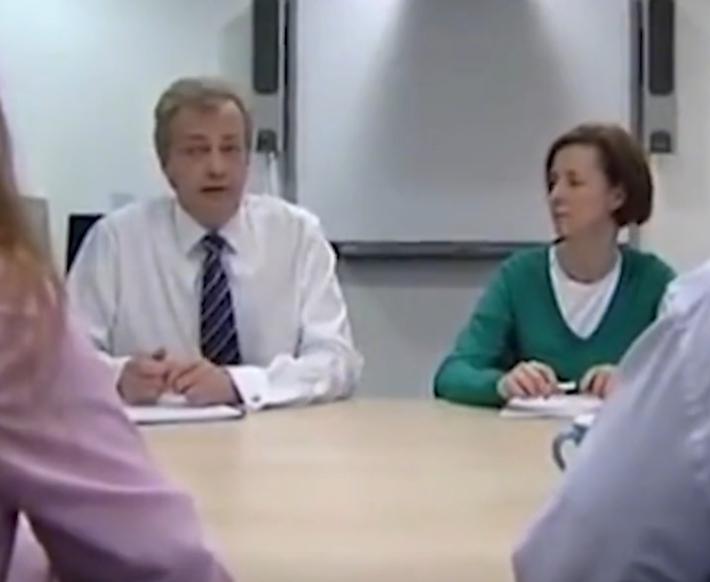 北京平民小伙造出单兵战术机器人,中国最先进军用作战机器人视频