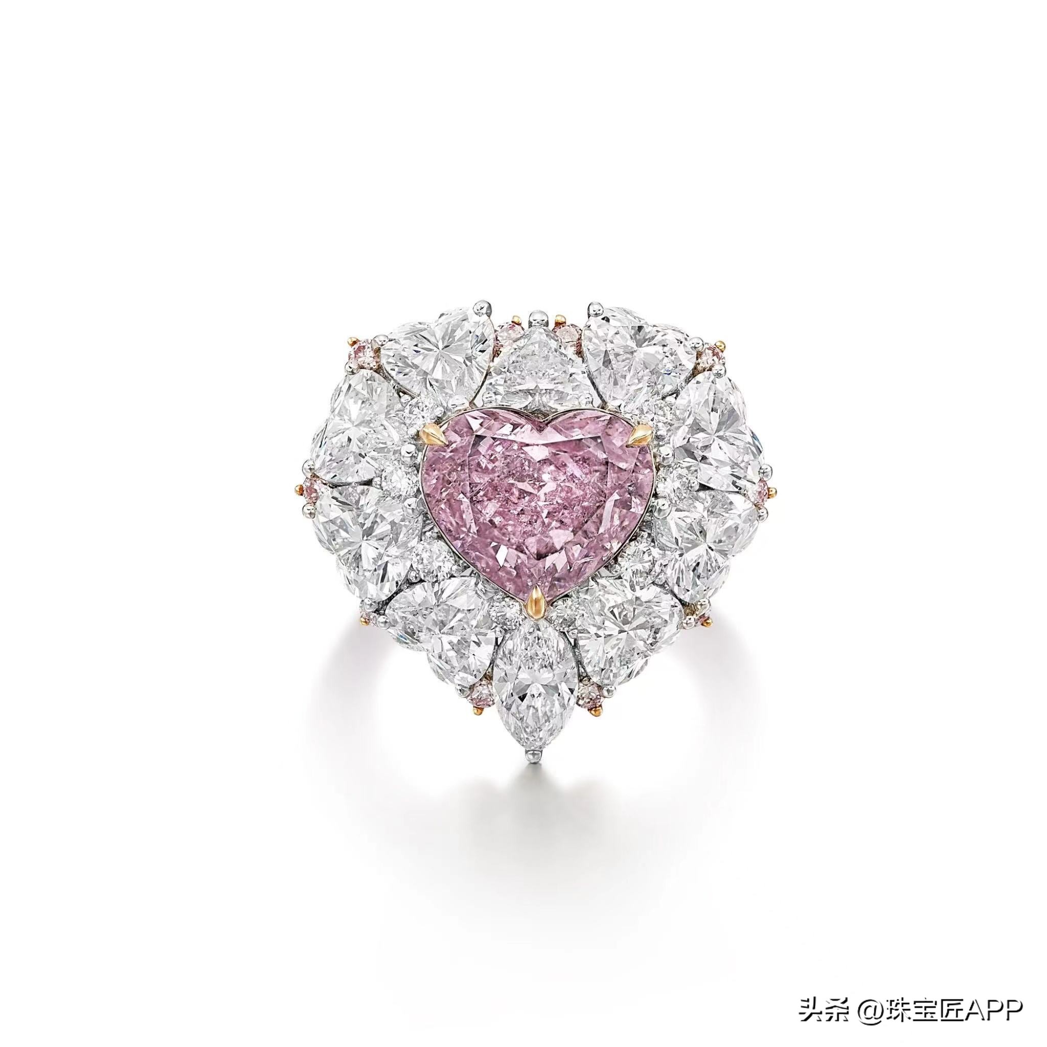 彩钻占C位，帕拉伊巴身价大涨！直击2023苏富比春拍【瑰丽珠宝2】