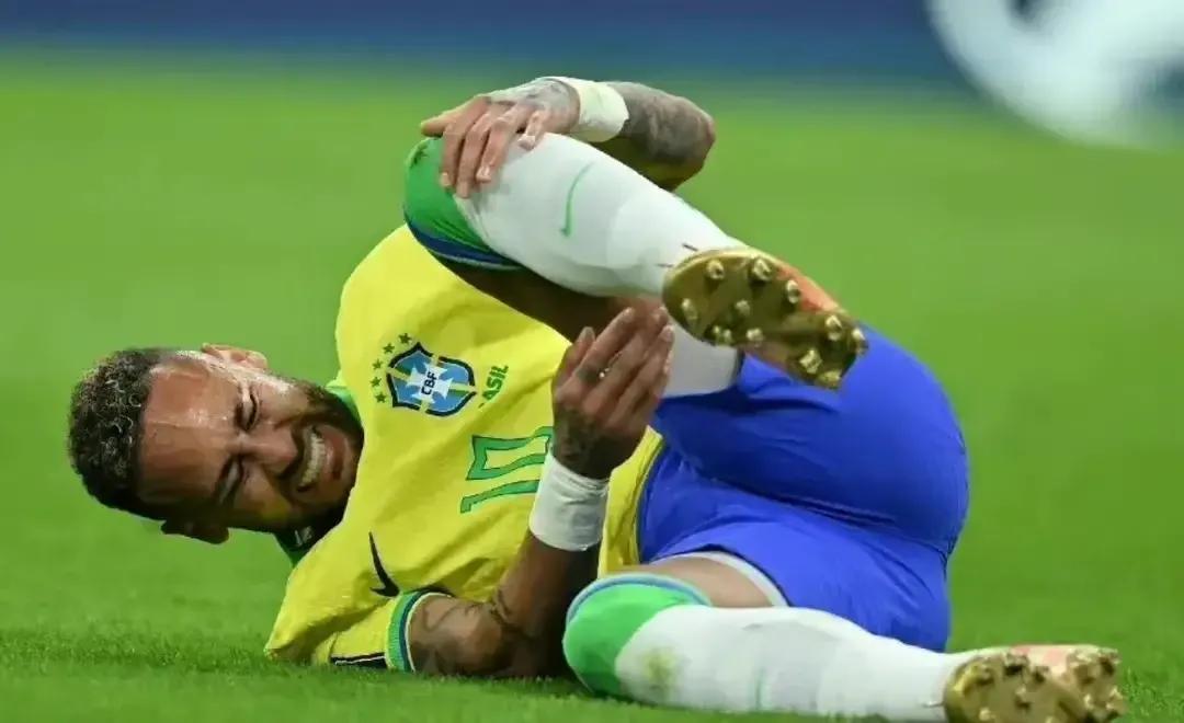 梅罗时代第三人罗伊斯,梅罗时代的第三人莫德里奇