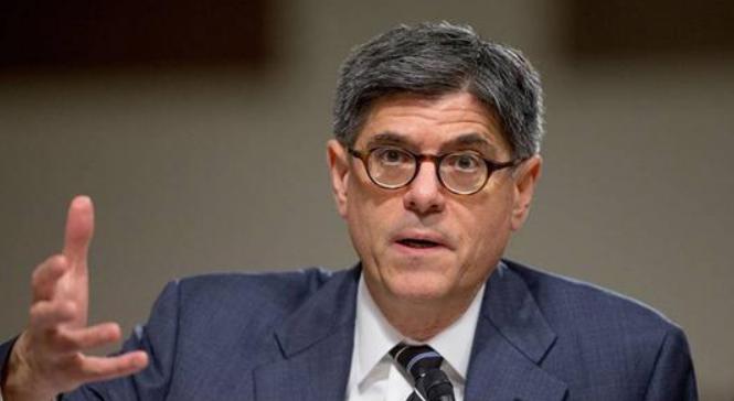 美国扛不住了？考虑降低对华的关税，美前财长：这样有利于美国