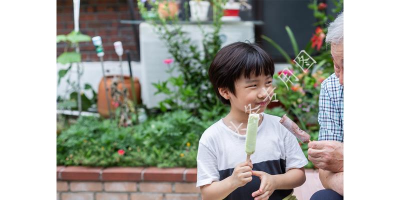 父母离婚为什么孩子老是心里难受,为什么父母离婚的孩子都很懂事