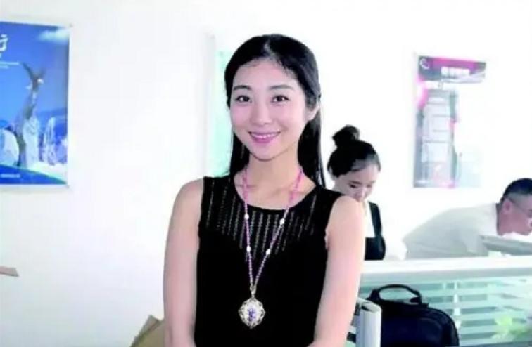 山东女孩李雪珂的照片,网红山东女孩李雪珂