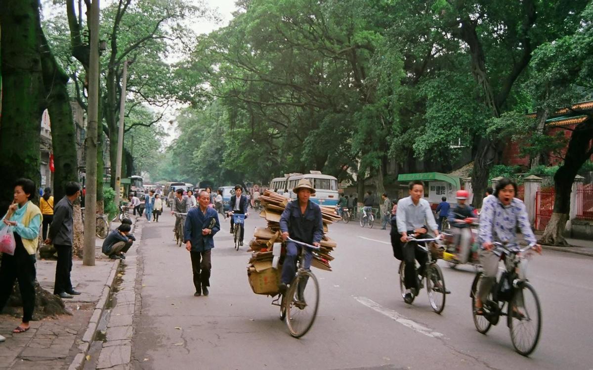 纳粹老照片犹太女人,真实的纳粹老照片