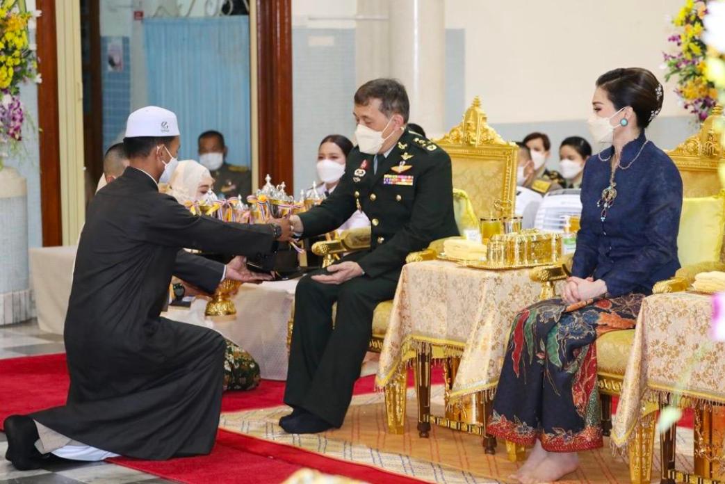 苏提达穿着华丽,苏提达秀高清图片