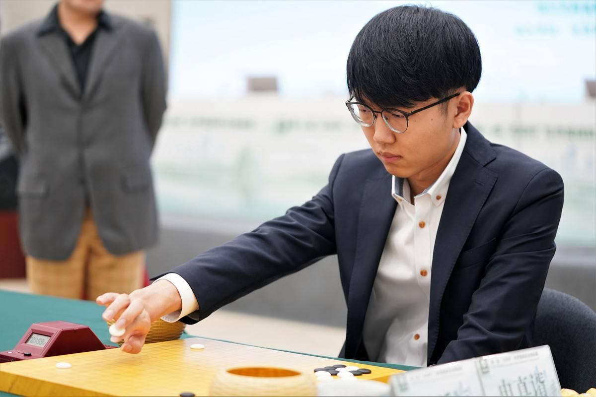 中韩对抗第三回合,中日对抗赛三冠王