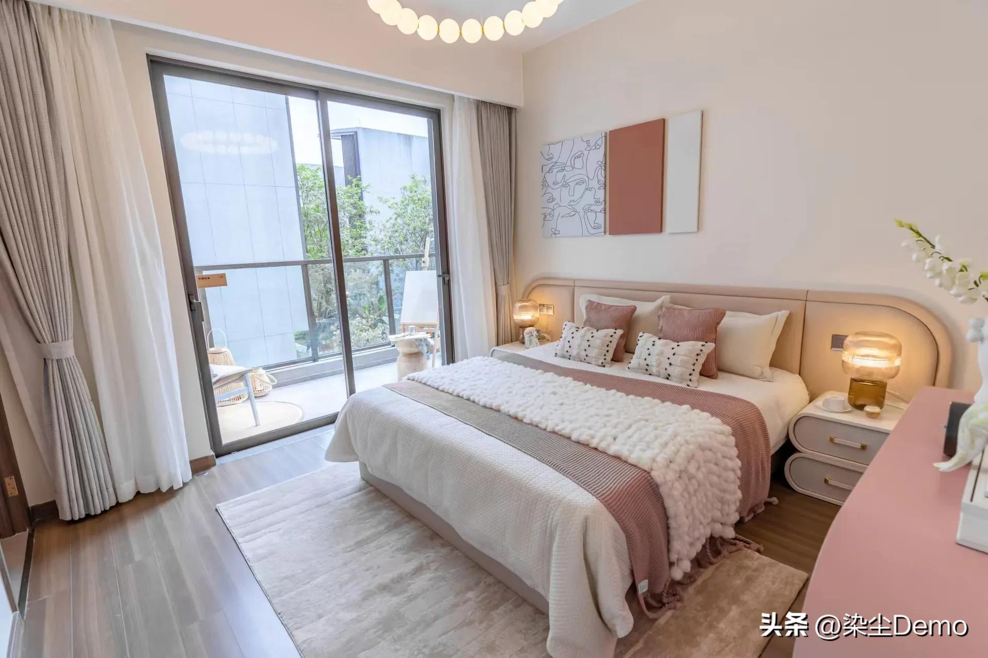 广东佛山烂尾别墅区,广东佛山大山烂尾楼别墅