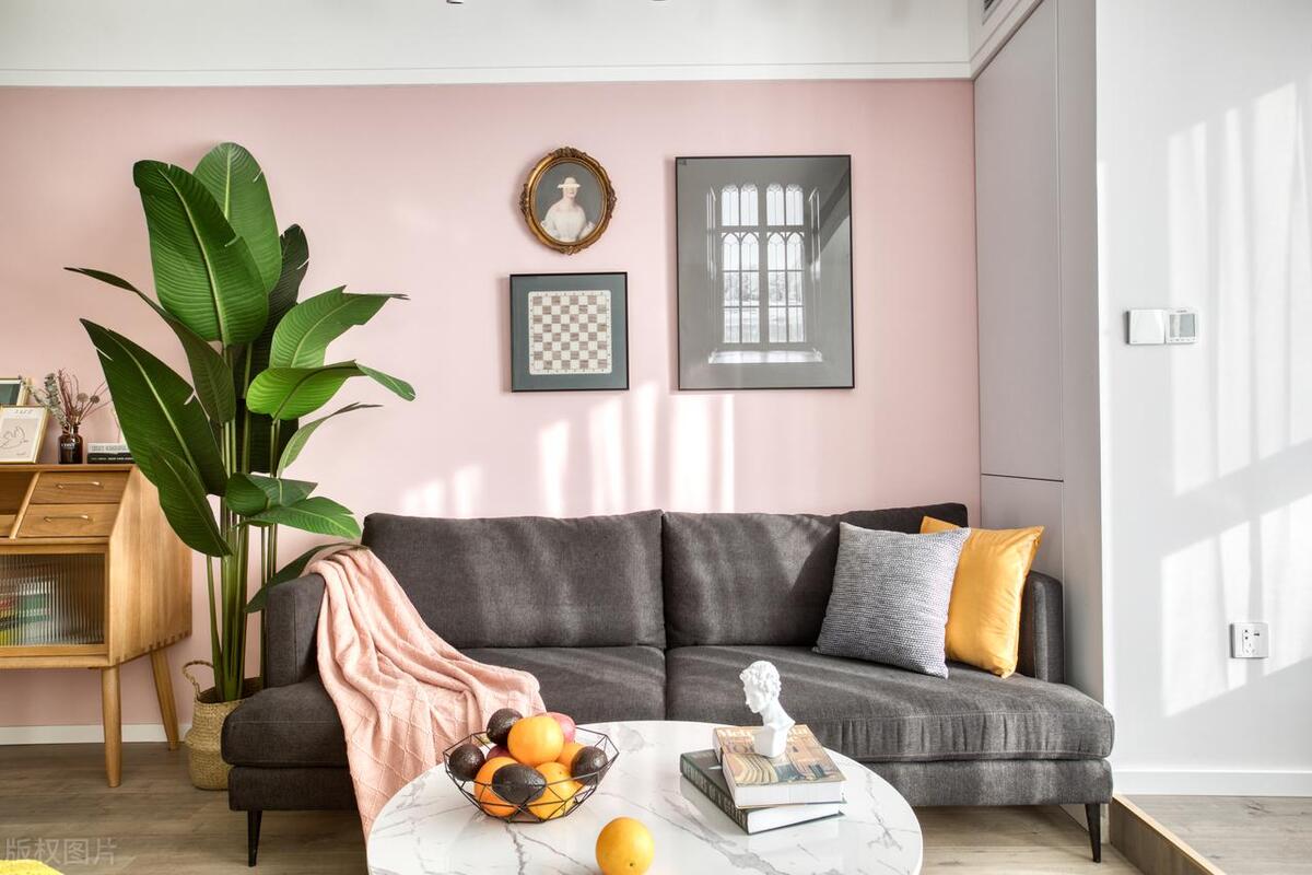 高低电视柜好看还是平的好看,电视柜怎么设计比较合理又实用