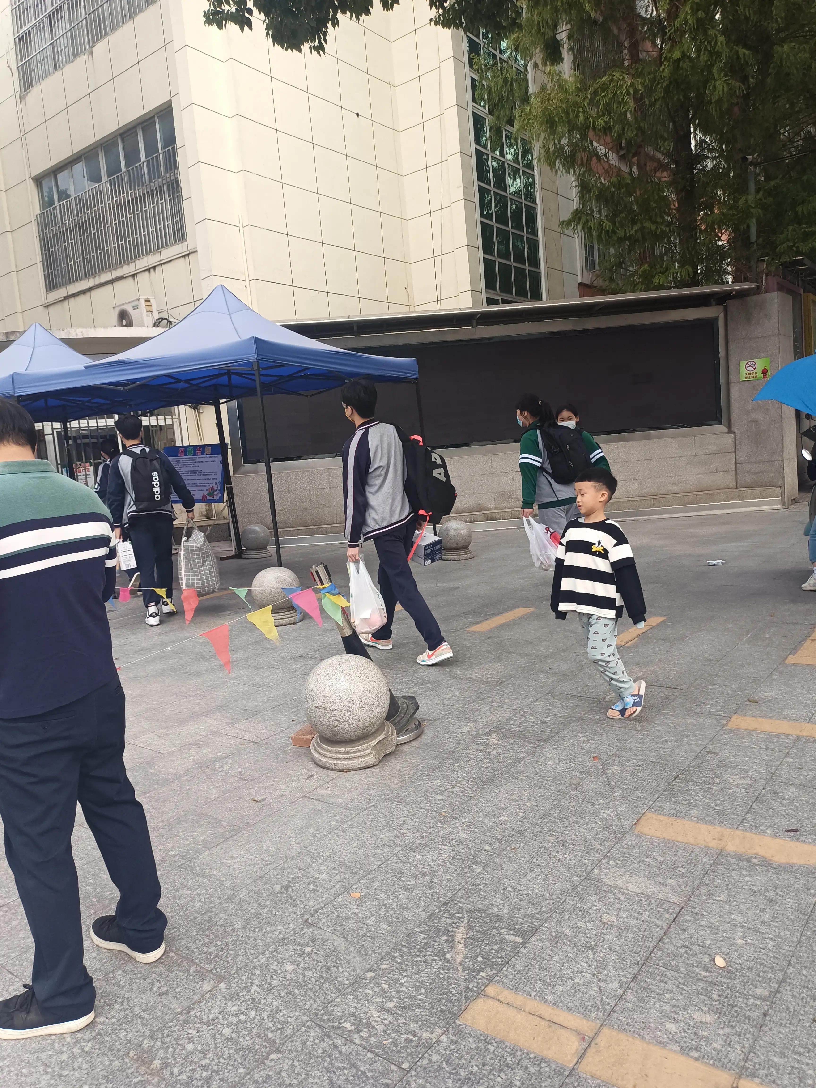 疫情下的学校有什么变化,疫情学校还能上课吗