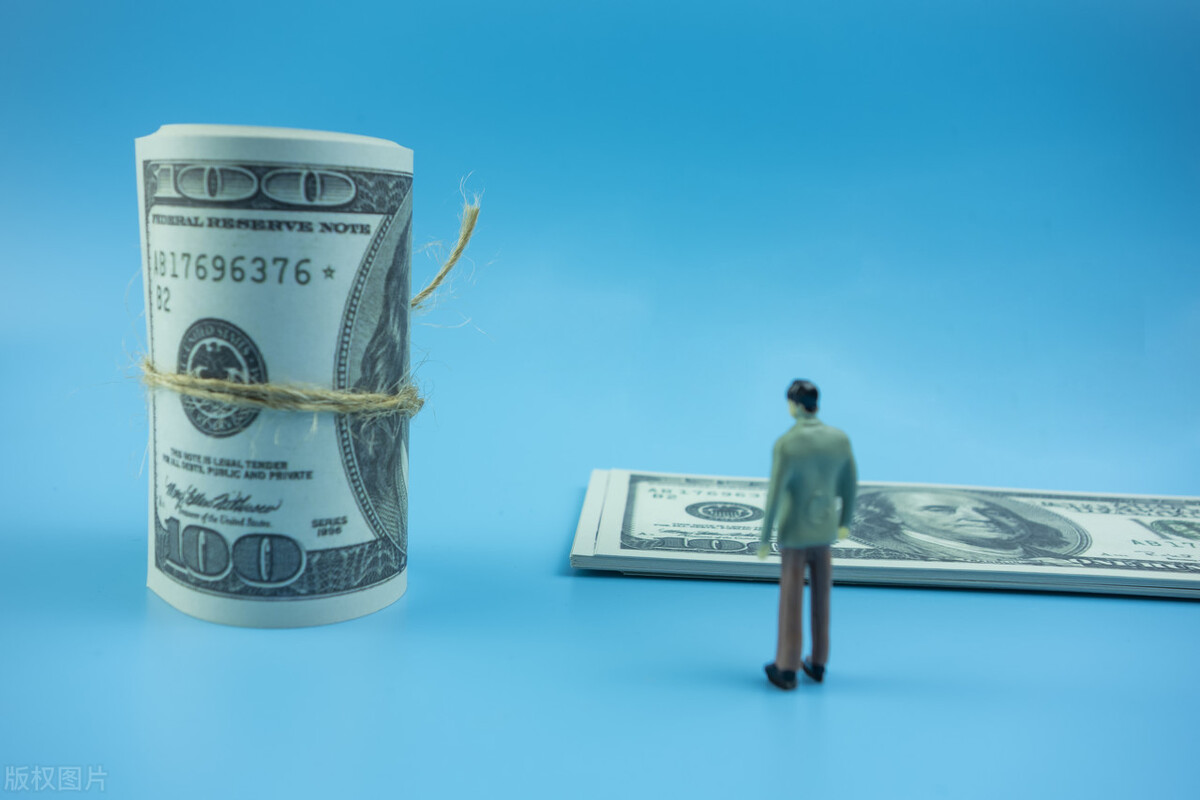 在银行买基金好还是证券公司买好,证券公司和股份银行哪个靠谱