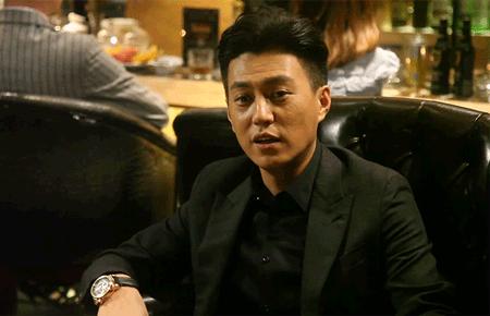 没常识、不识字、不会乘法口诀，这些顶流“文盲”凭什么会红？