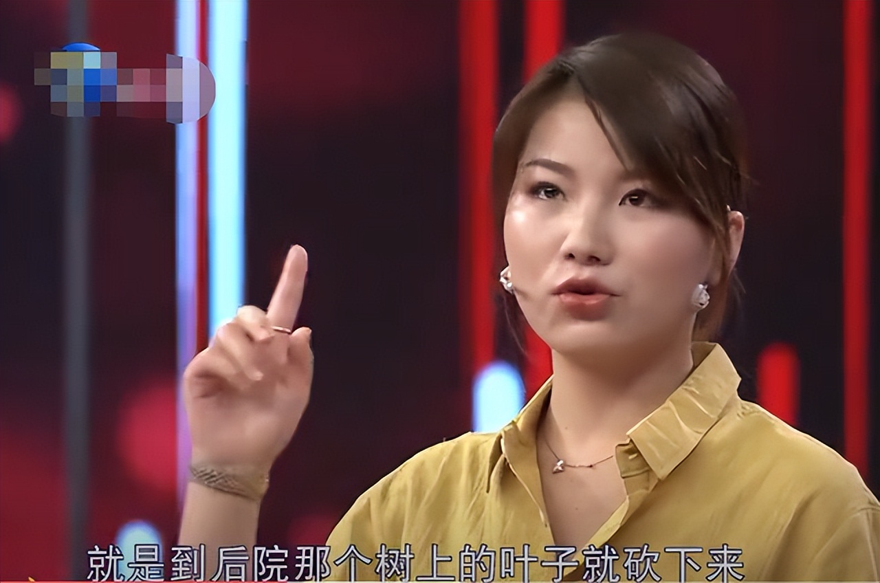 带养父旅游的河南女孩现状,女孩被抛弃养父母靠捡破烂养她