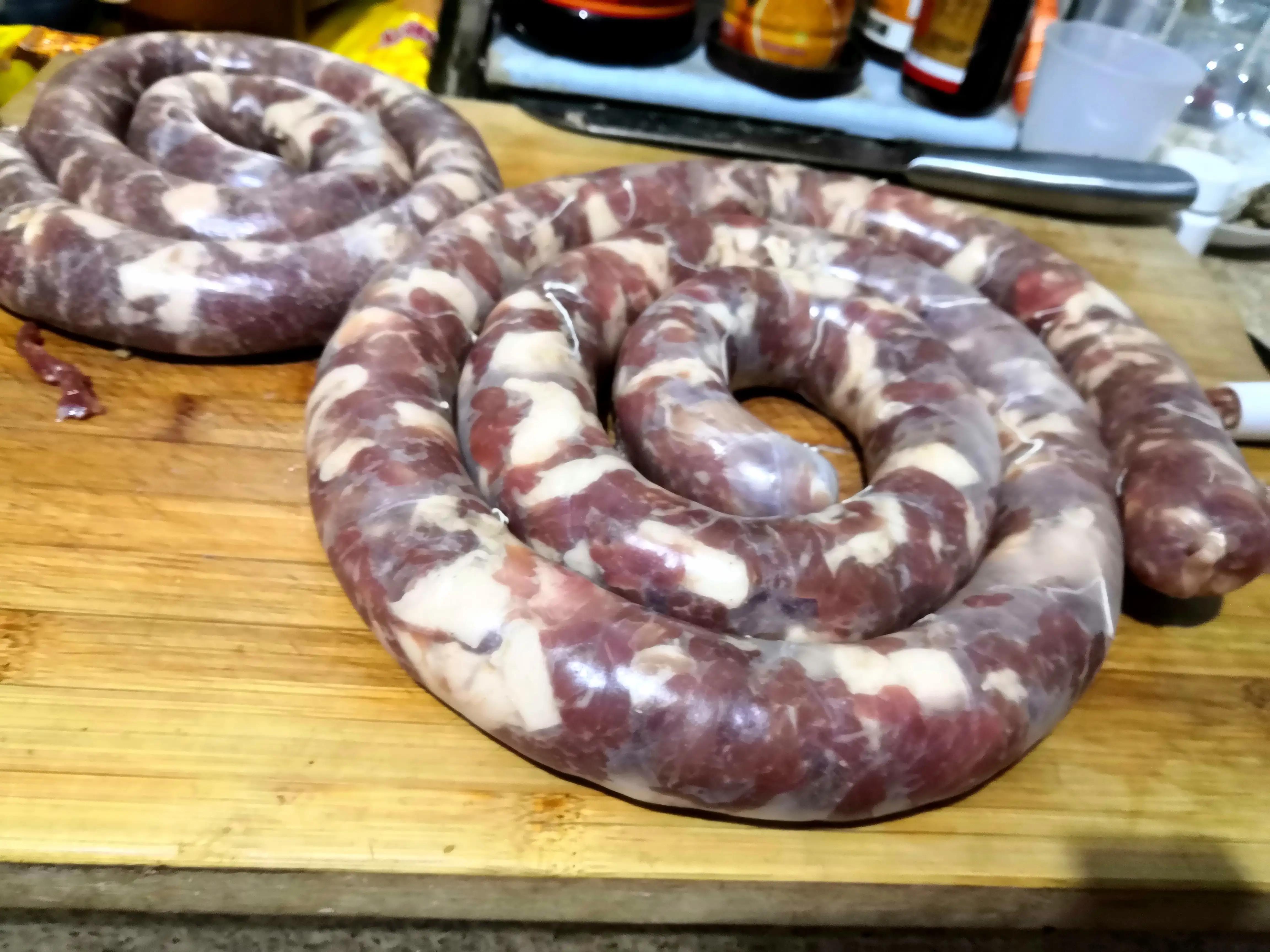 在家自己做灌香肠的正确方法,自己在家灌香肠的做法