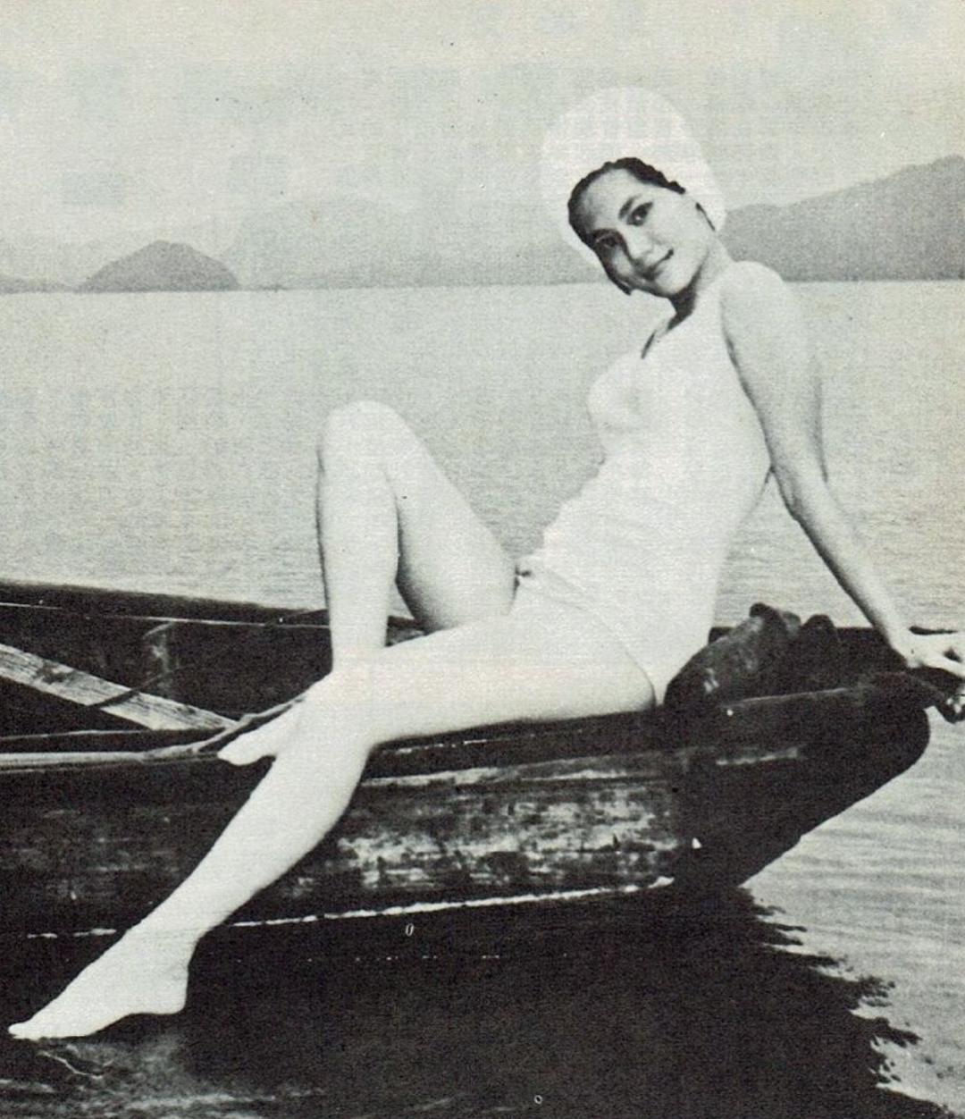 王馨平父亲及母亲,王馨平和她爸爸的视频