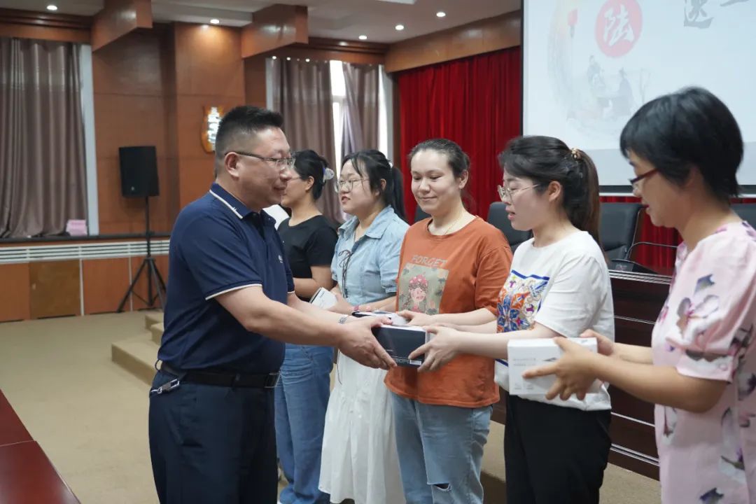 传承端午文化弘扬爱国精神诵读,如何通过端午文化厚植爱国情怀