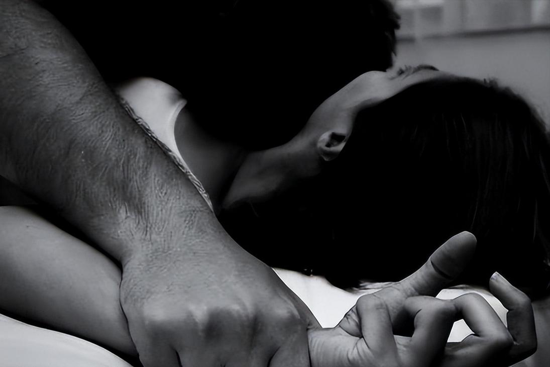 12岁男孩夜袭21岁女大学生,实施性侵!警察:不具备刑事年龄