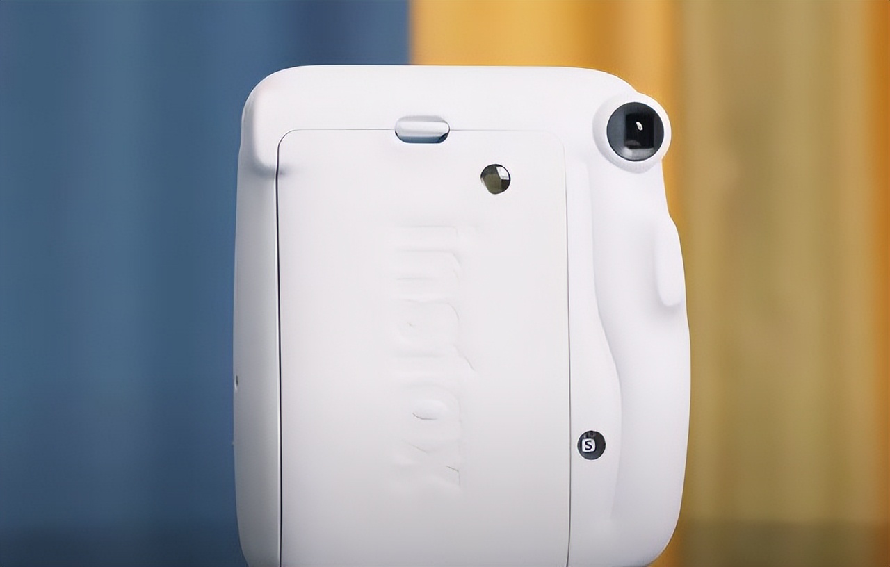 富士拍立得mini11拍照使用教程,富士拍立得mini11拍照教程