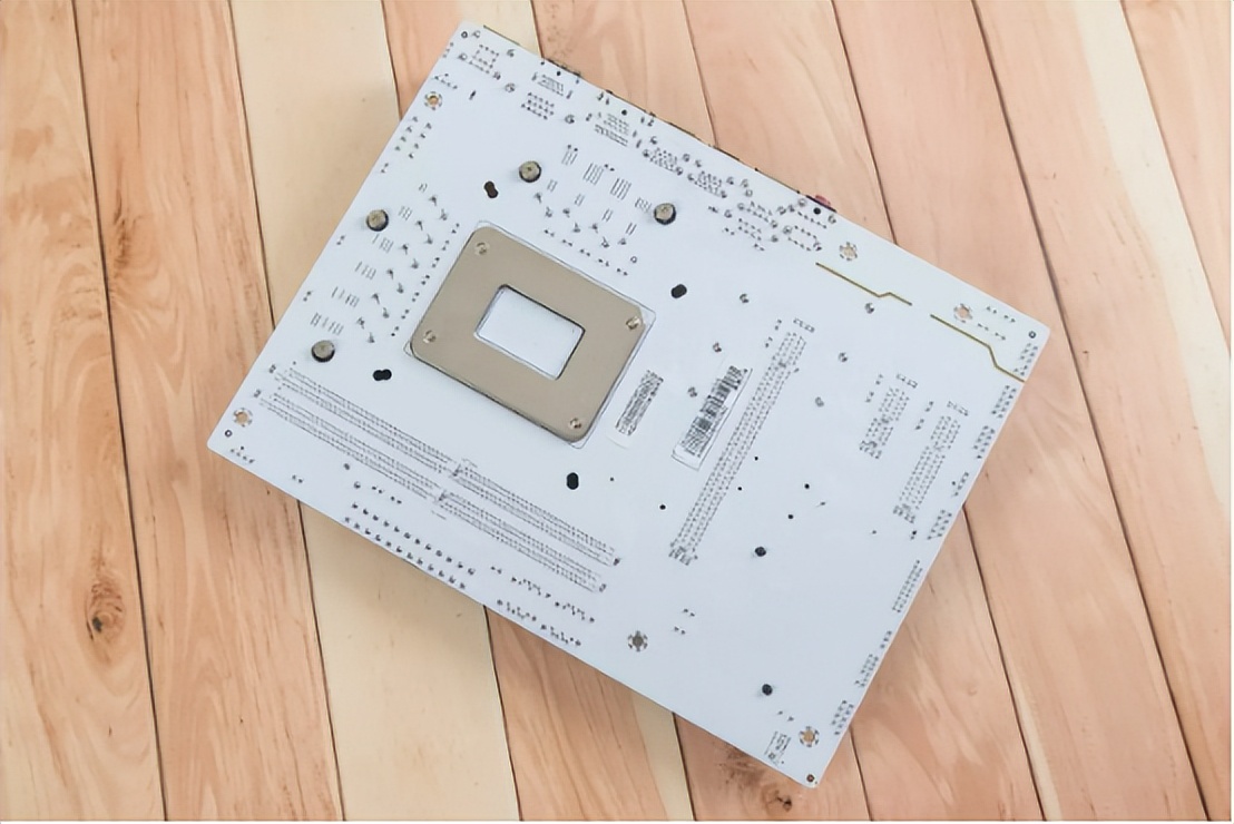 b660mplus主板是什么级别,华南金牌b660主板支持装什么系统