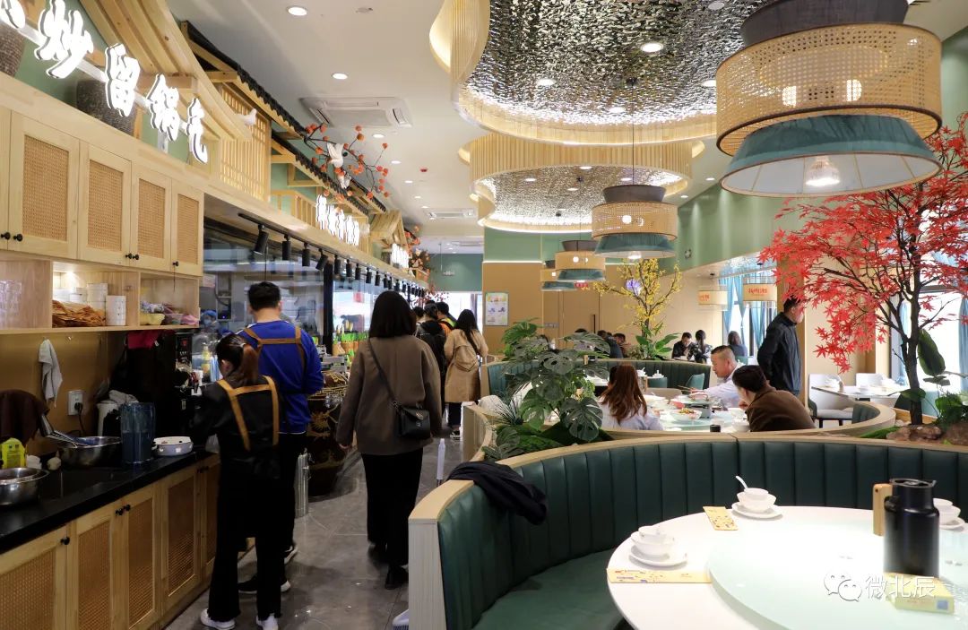 消费市场有什么新机会,新开的美食街有什么商机