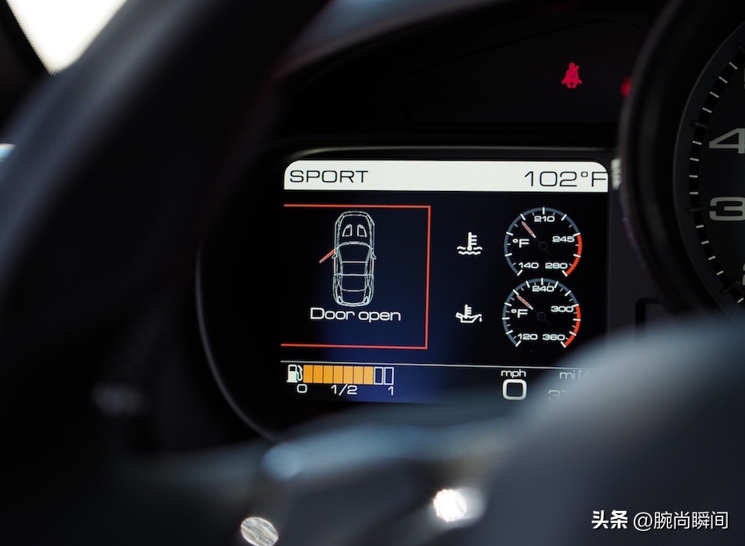 宇舶laferrari,宇舶法拉利联名款玫瑰金