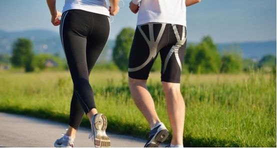 淡化脸上斑点改善暗黄,皮肤暗黄无光泽有点斑点怎么内调