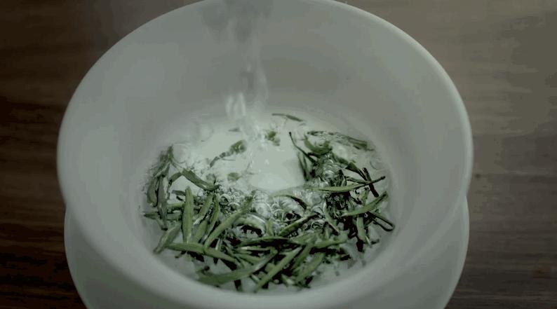 谷雨时节来杯谷雨茶,过了谷雨的茶有什么区别