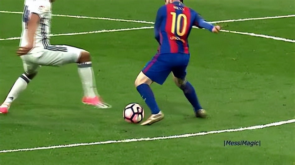 足球教科书过人,足球运球过人射门教材分析