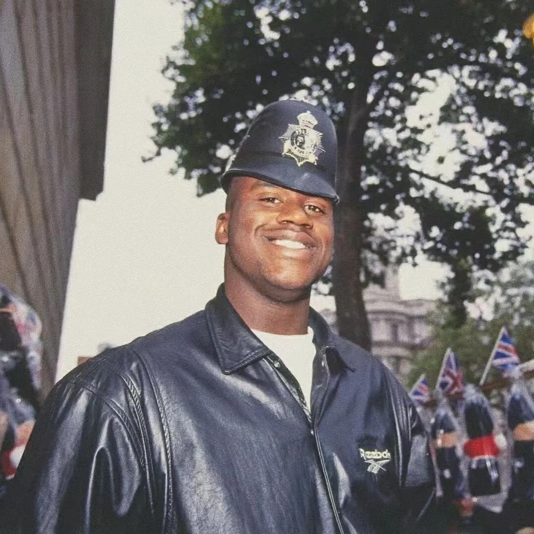 篮球壁纸头像,美式篮球球员照片图集