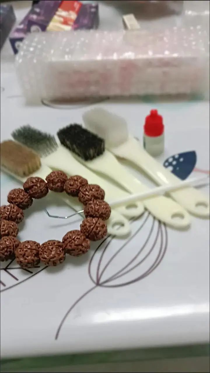 牢记这8个字，让你的金刚菩提轻松玩出“牛筋红”