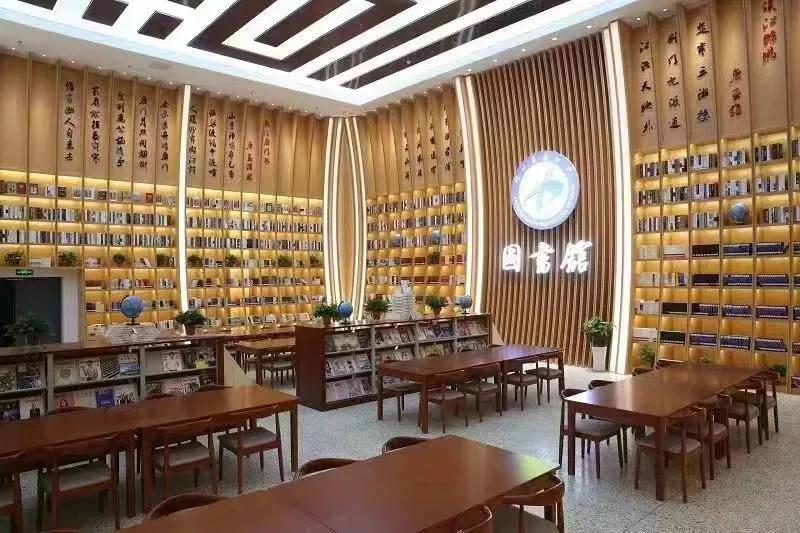 与襄阳四中相遇，是一生的幸运