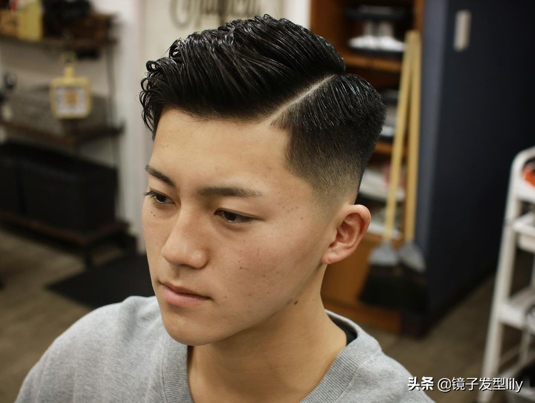 今年流行的男发造型,今年男发流行哪一款