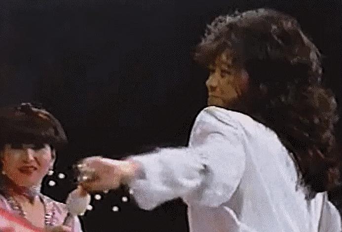 缇庝汉涓．鏄庤彍,缇庝汉鍔涢噺