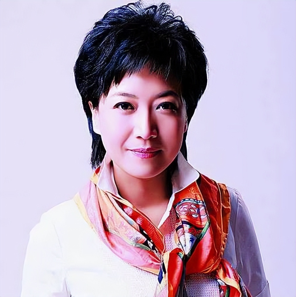 河北新闻联播主持人,河北新闻联播主持人傅敏