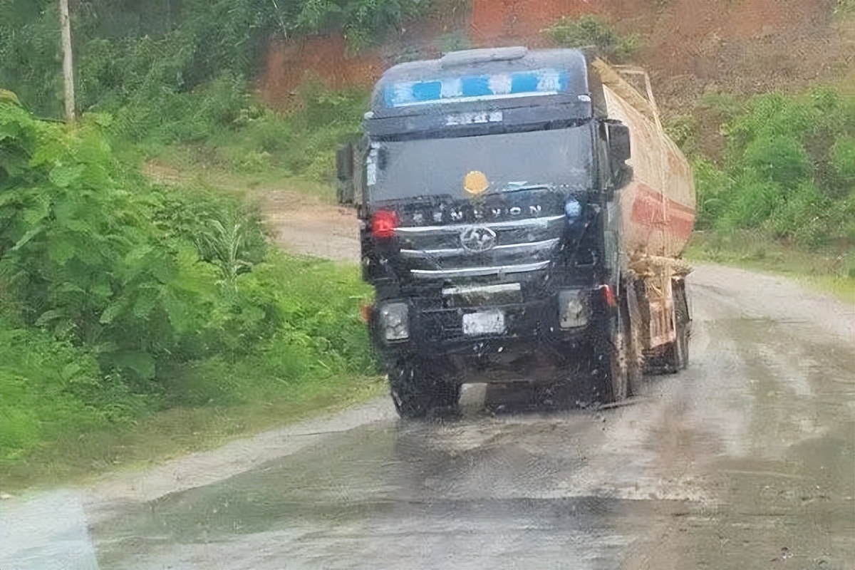 老挝国际货车运货,老挝中国货车货运行情