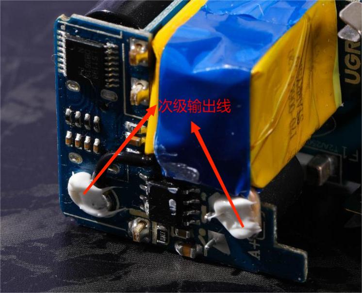 苹果30w充电器快充原装正品拆解,苹果充电器快充原装正品拆解